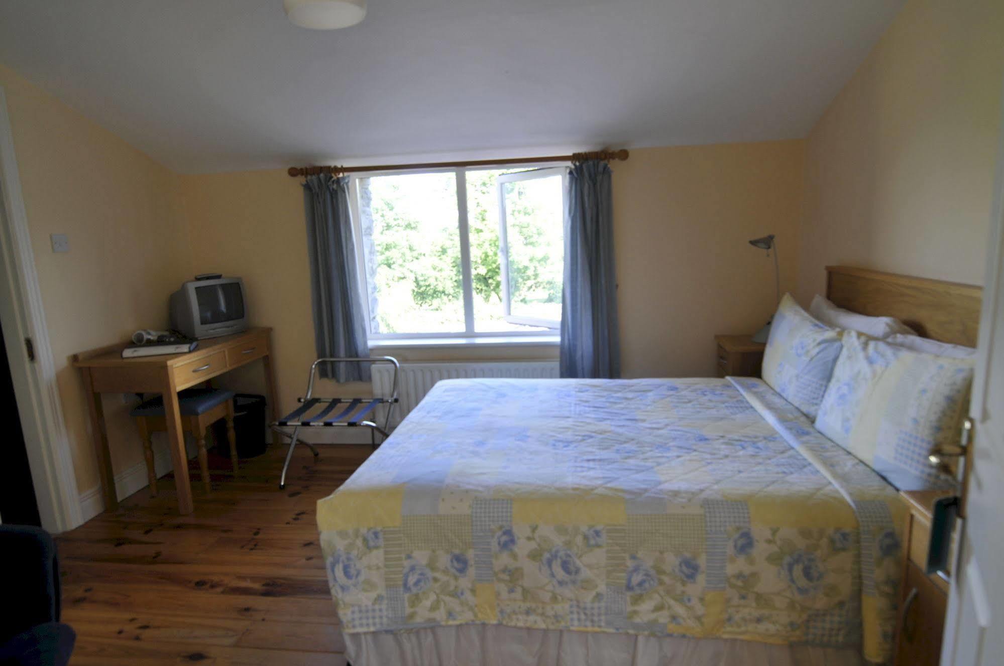 أوتيرارد Carrowntober House B & B المظهر الخارجي الصورة